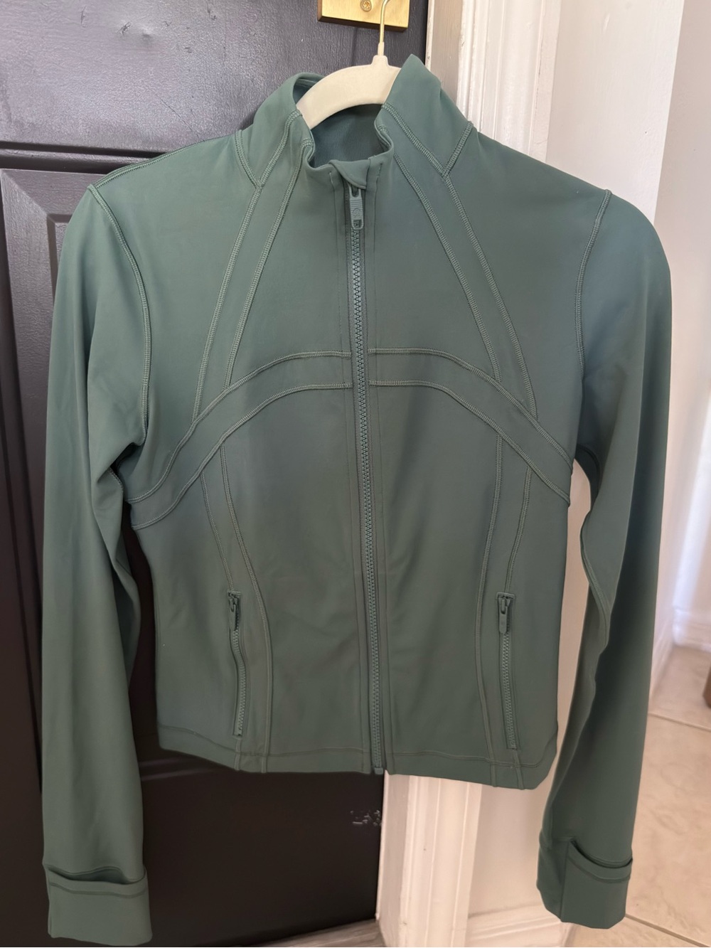 Lululemon define cropped jacket Medium Forest - sz8